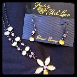 Jewels by Park Lane necklace and earrings